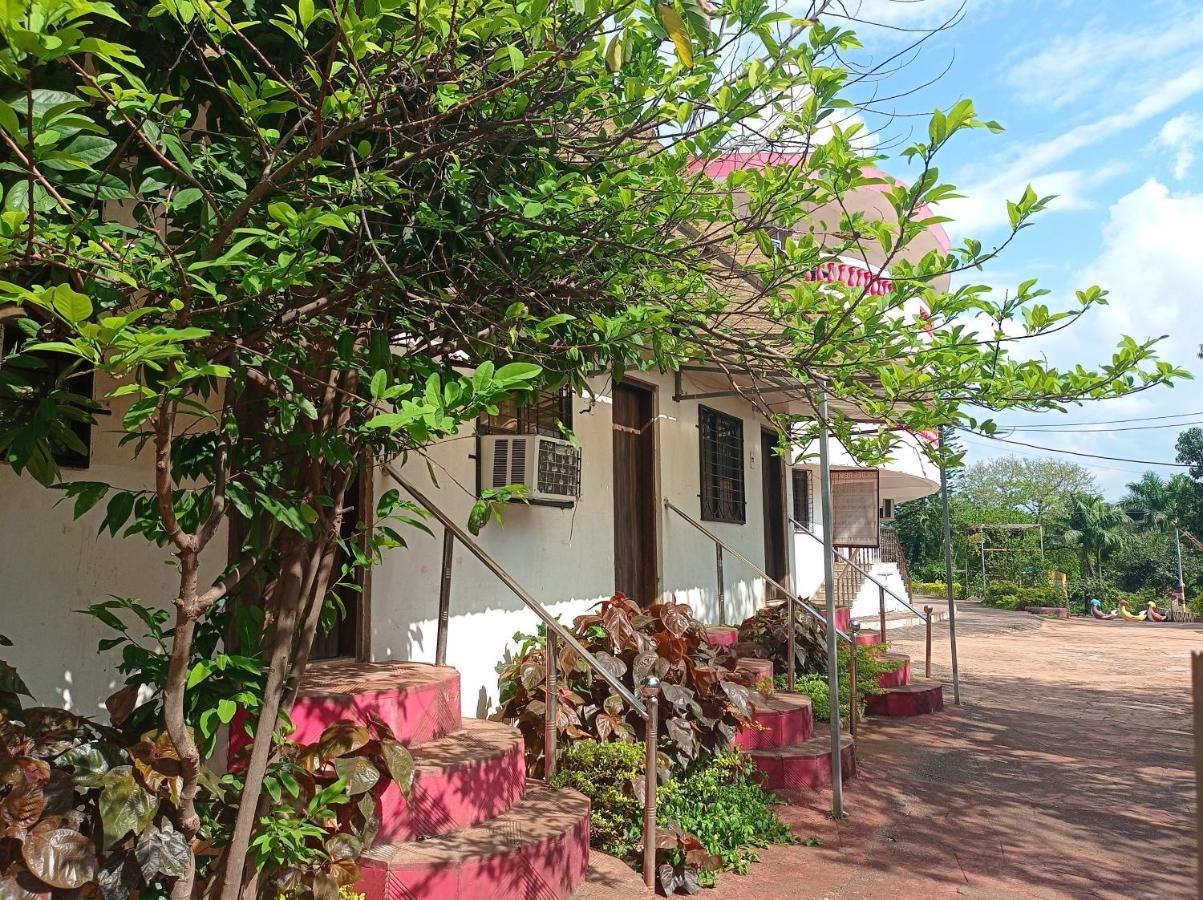 Golden Resort And Farm Nashik Exterior photo